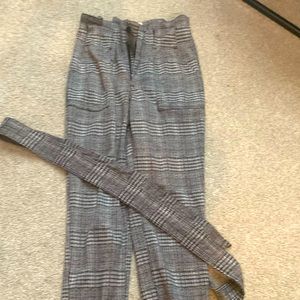 Plaid grey pants with belt